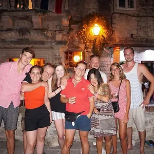 Marina Hostal